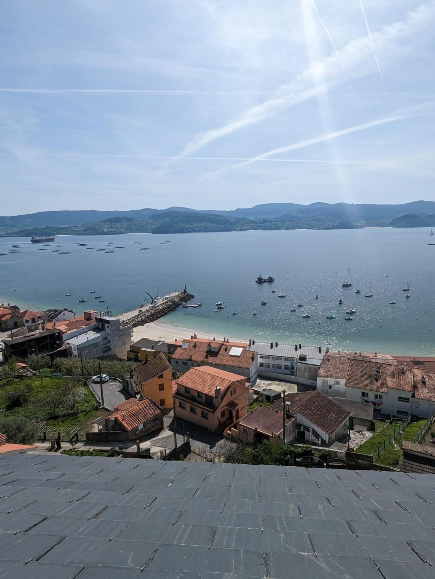 Atico Con Vistas En Raxo Apartamento Exterior foto